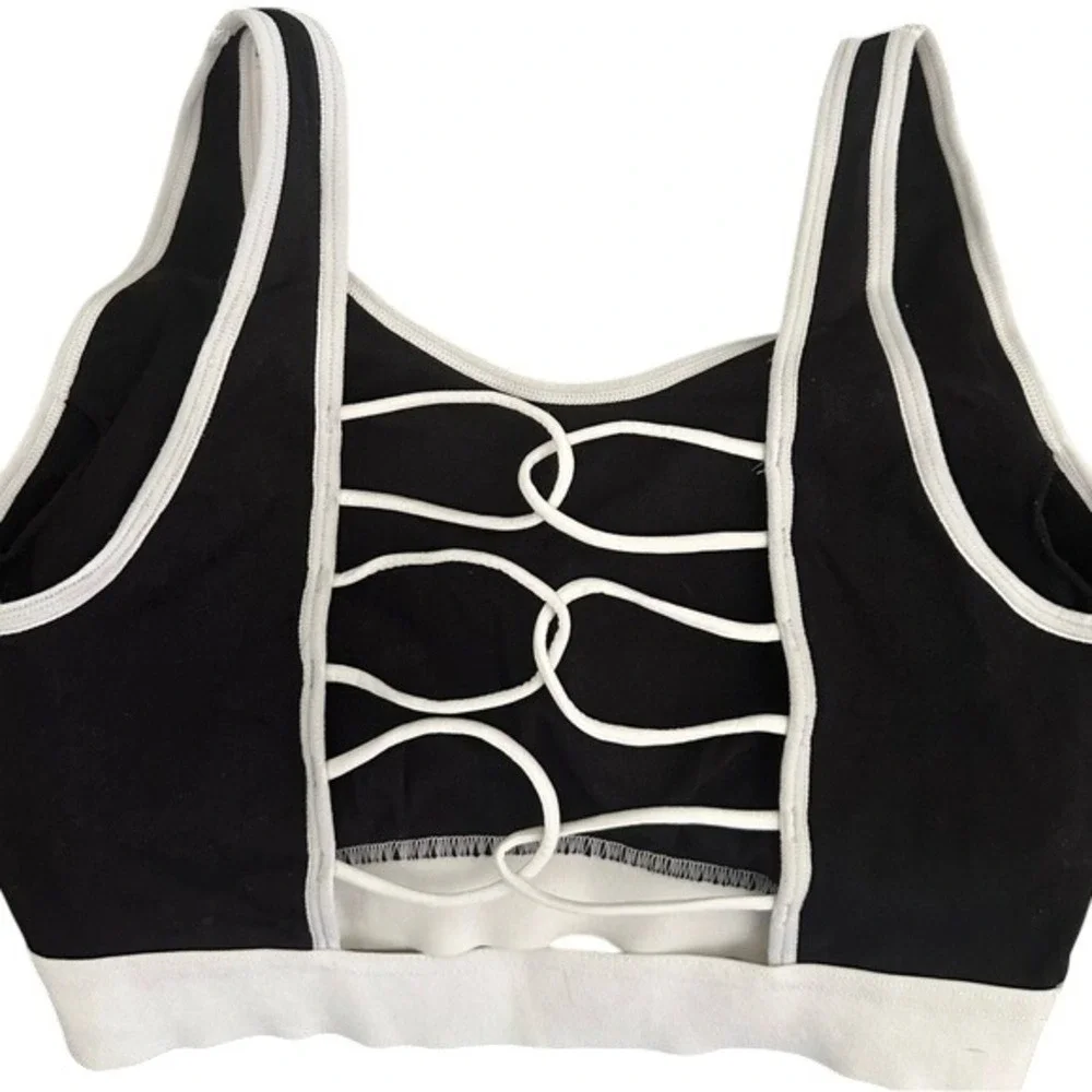 Black & White‎ Sports Bra Bralette Activewear Top Comfortable Everyday Wear